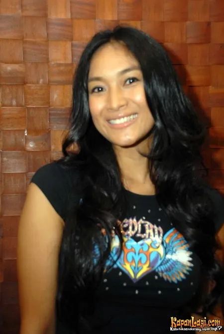Foto Happy Salma