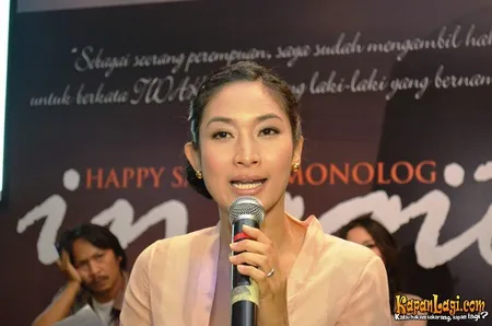Foto Happy Salma