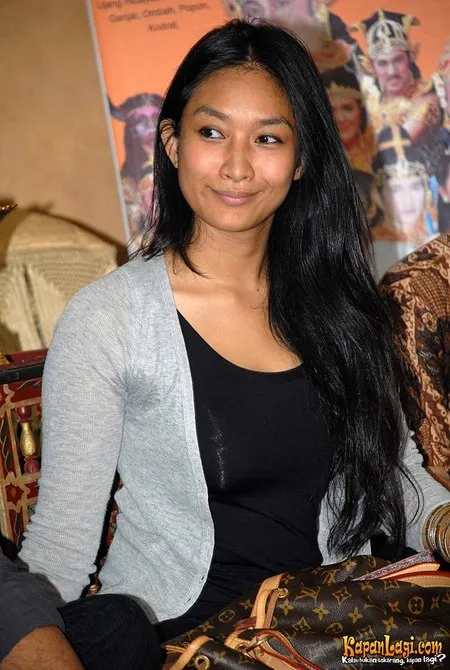 Foto Happy Salma