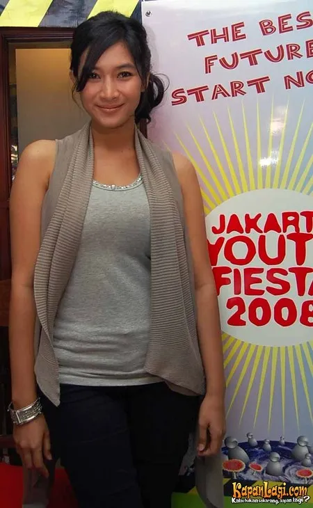 Foto Happy Salma