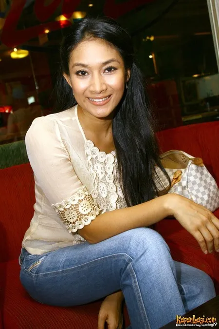 Foto Happy Salma