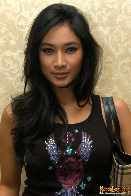 Foto Happy Salma