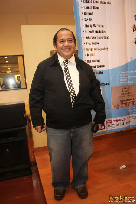 Foto Harry DeFretes