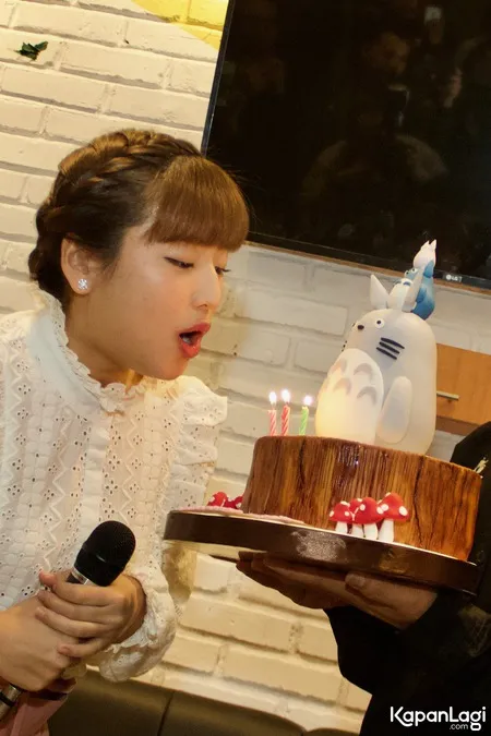 Foto Haruka Nakagawa