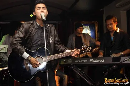 Foto Hati Band