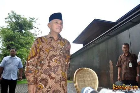 Foto Hatta Rajasa