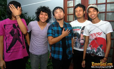 Foto Hello Band