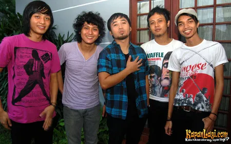 Foto Hello Band