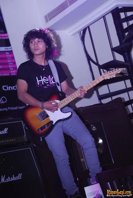 Foto Hello Band