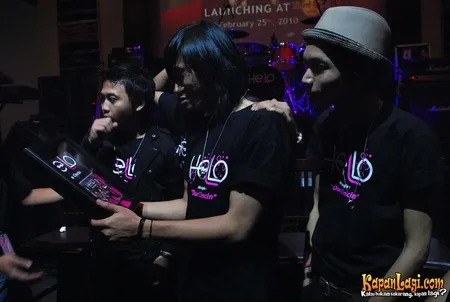 Foto Hello Band