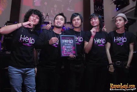 Foto Hello Band