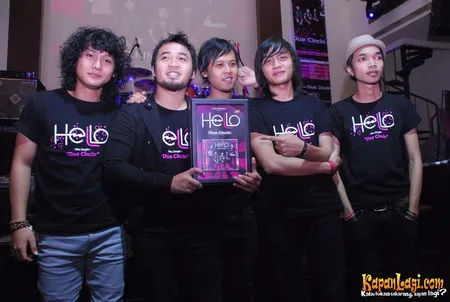 Foto Hello Band