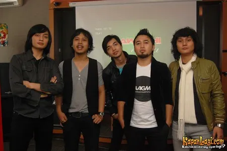 Foto Hello Band