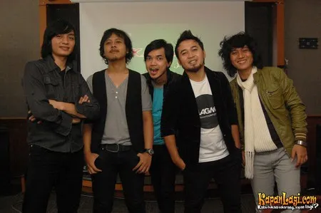 Foto Hello Band