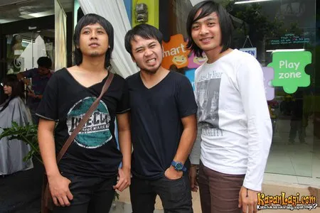 Foto Hello Band