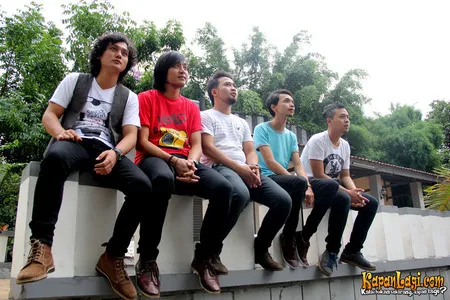 Foto Hello Band