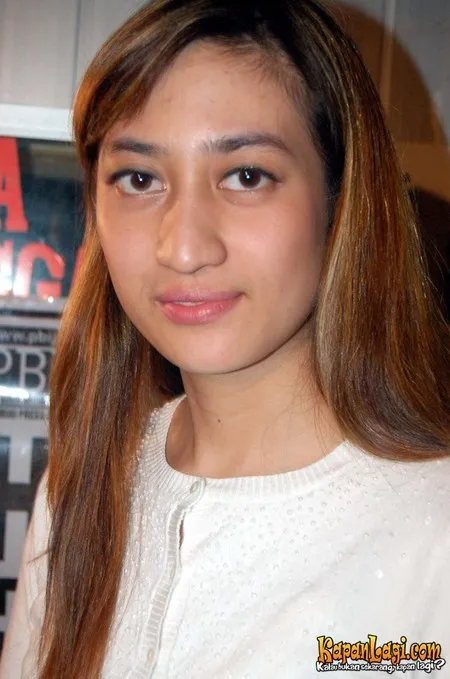 Foto Helmalia Putri
