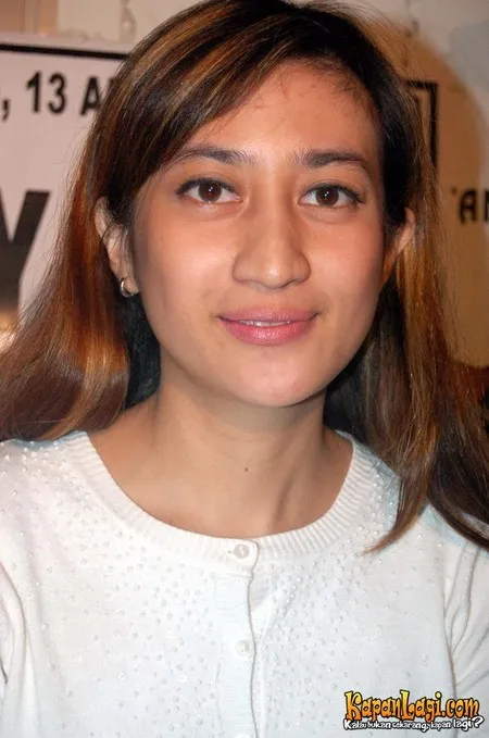 Foto Helmalia Putri