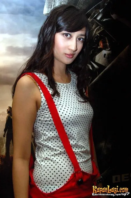 Foto Helmalia Putri
