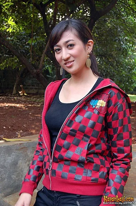 Foto Helmalia Putri