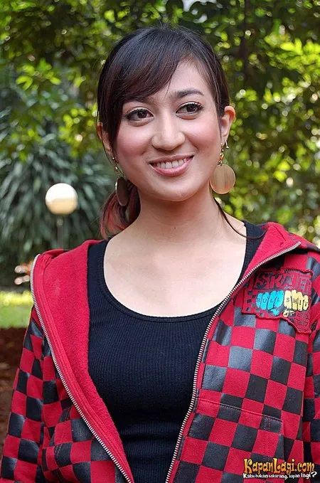 Foto Helmalia Putri