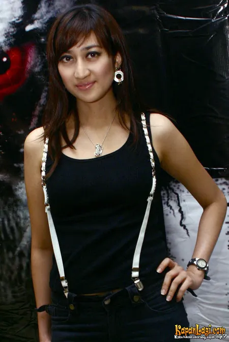 Foto Helmalia Putri