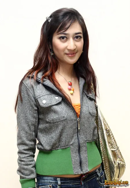 Foto Helmalia Putri