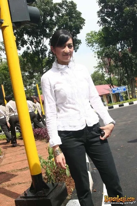 Foto Helmalia Putri