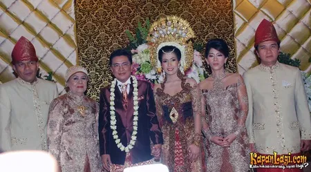 Foto Helmy Yahya