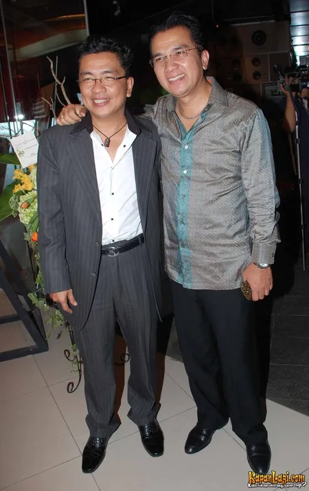 Foto Helmy Yahya