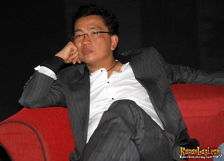 Foto Helmy Yahya