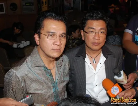 Foto Helmy Yahya