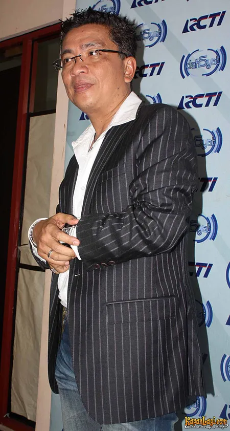 Foto Helmy Yahya