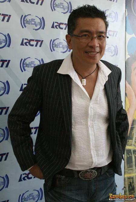Foto Helmy Yahya