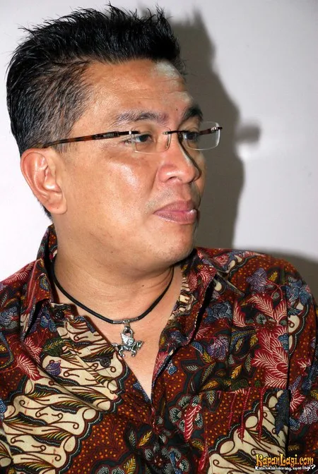 Foto Helmy Yahya