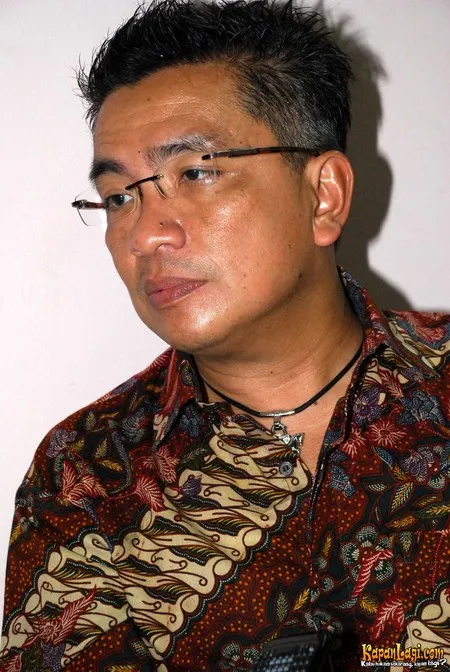 Foto Helmy Yahya