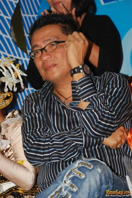 Foto Helmy Yahya