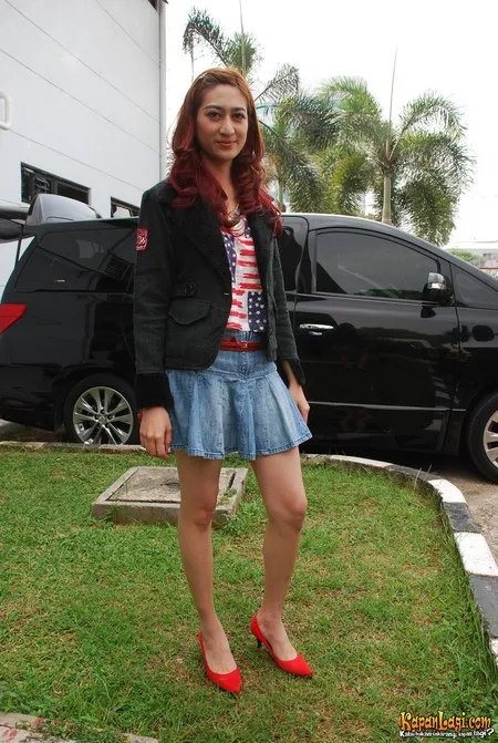 Foto Hemalia Putri