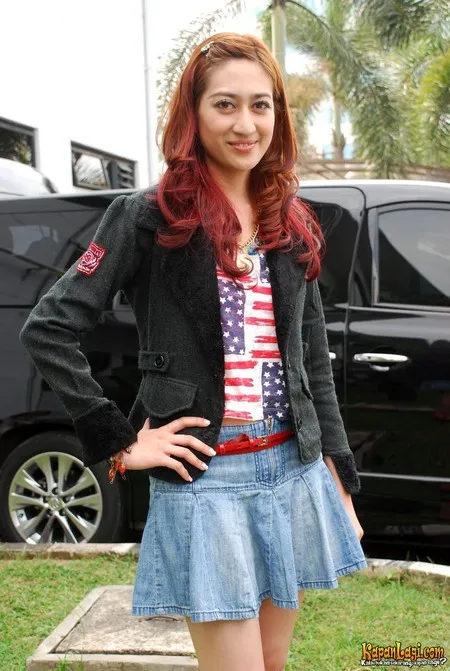 Foto Hemalia Putri