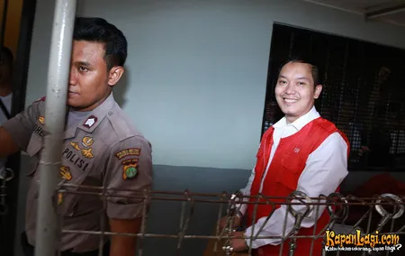 Foto Hengki Kawilarang