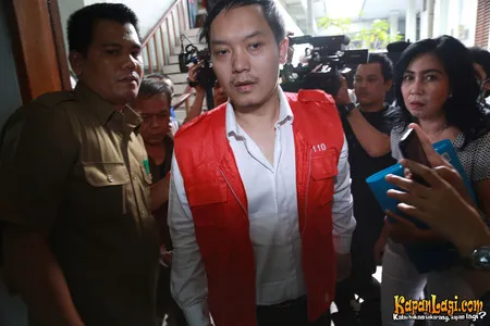 Foto Hengki Kawilarang