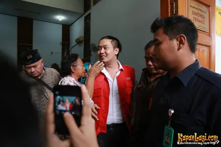 Foto Hengki Kawilarang