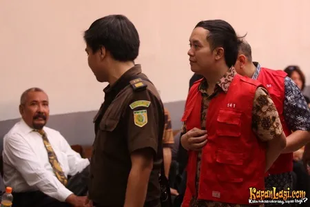 Foto Hengki Kawilarang