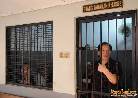 Foto Hengki Kawilarang