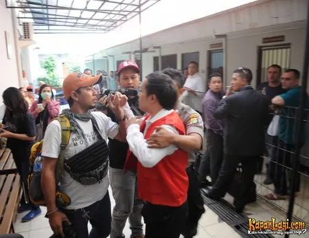 Foto Hengki Kawilarang