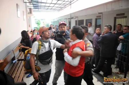 Foto Hengki Kawilarang