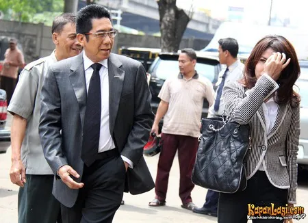 Foto Henry Yosodiningrat