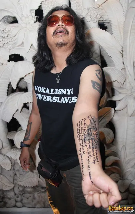 Foto Heydi Power Slaves