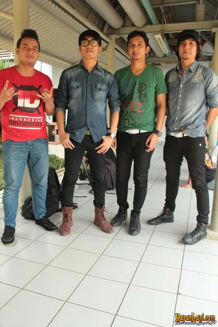 Foto Hijau Daun