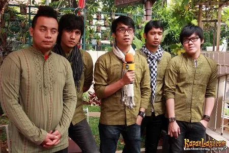 Foto Hijau Daun